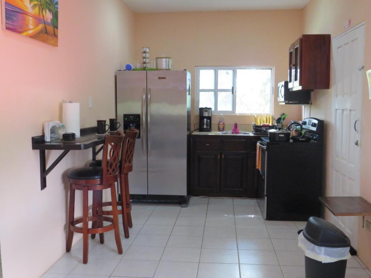 Lake View Condo Cidade de Belize Exterior foto